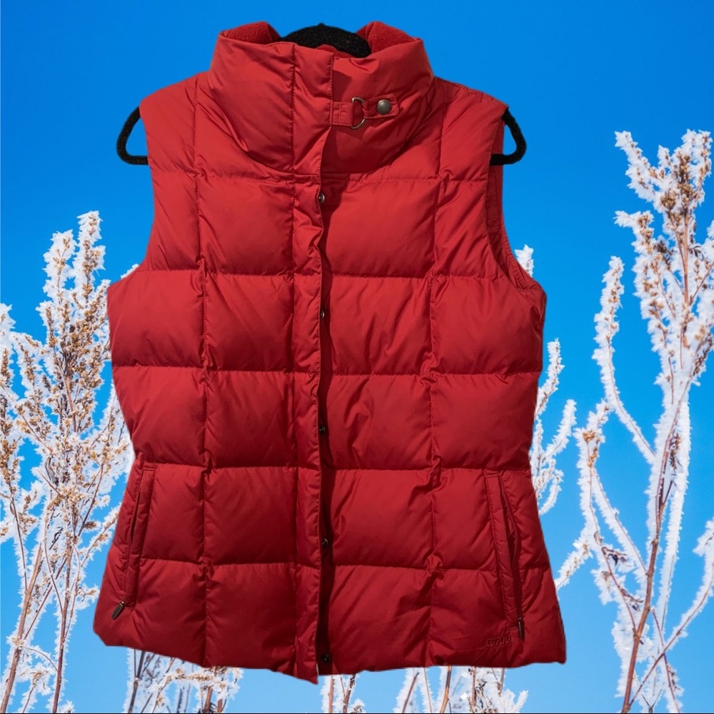 Goose down red vest